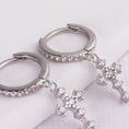 Încărcați imaginea în vizualizatorul Galerie, INAGIO 925 silver diamond gothic cross hoop set
