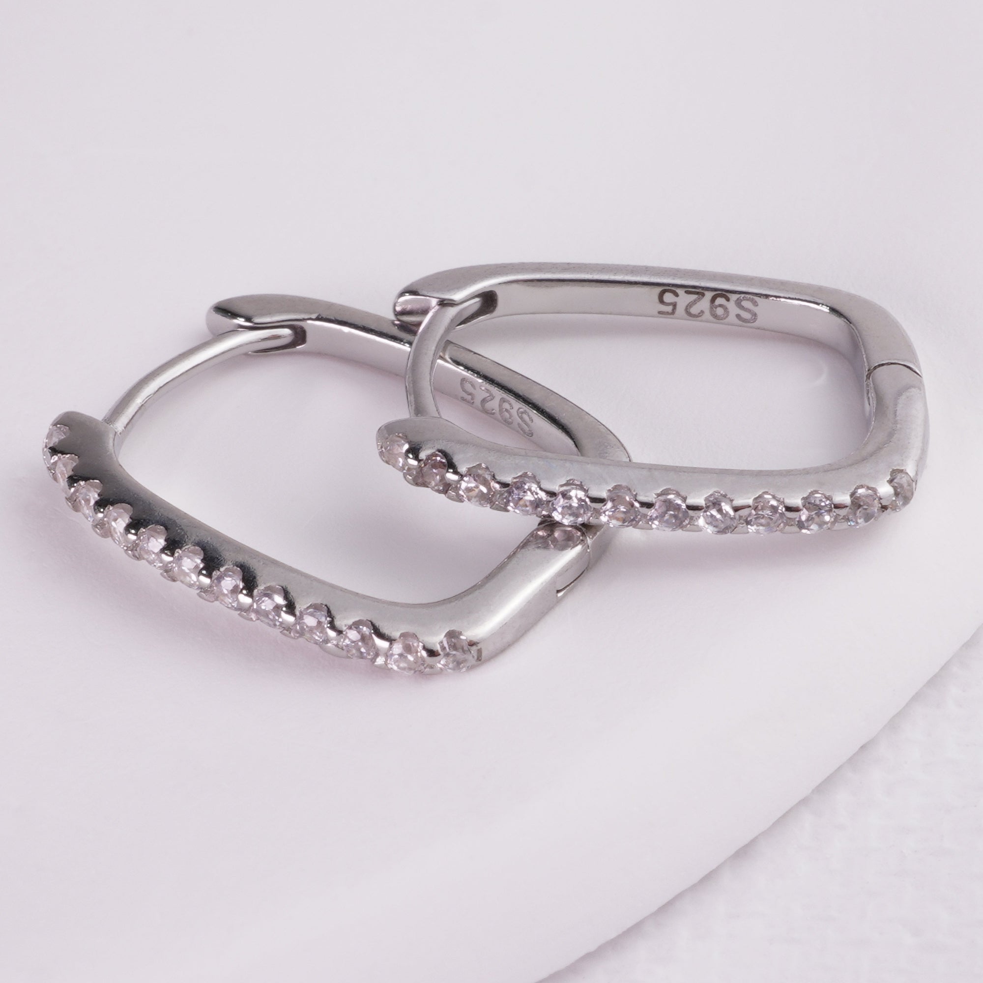 INAGIO 925 silver rectangle diamond hoop set