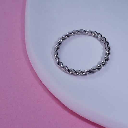 Twisted Ring